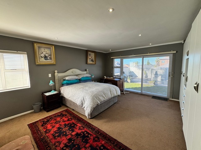 3 Bedroom Property for Sale in Stilbaai Wes Western Cape